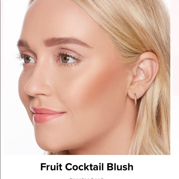 Too faced blush/duo new Apricot in the act - Picture 4 of 10